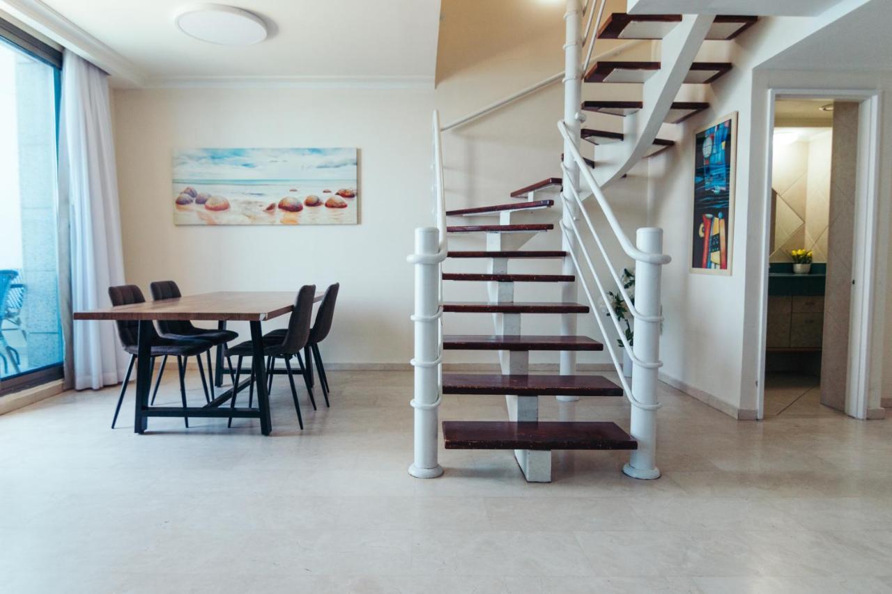 Almog Beach Apartments מגדלי חוף הכרמל חיפה Exteriér fotografie