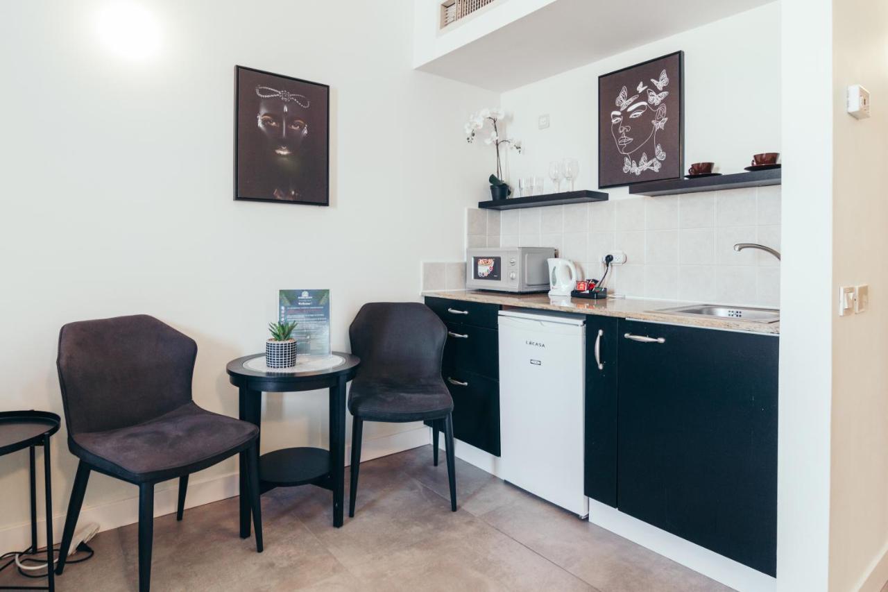 Almog Beach Apartments מגדלי חוף הכרמל חיפה Exteriér fotografie
