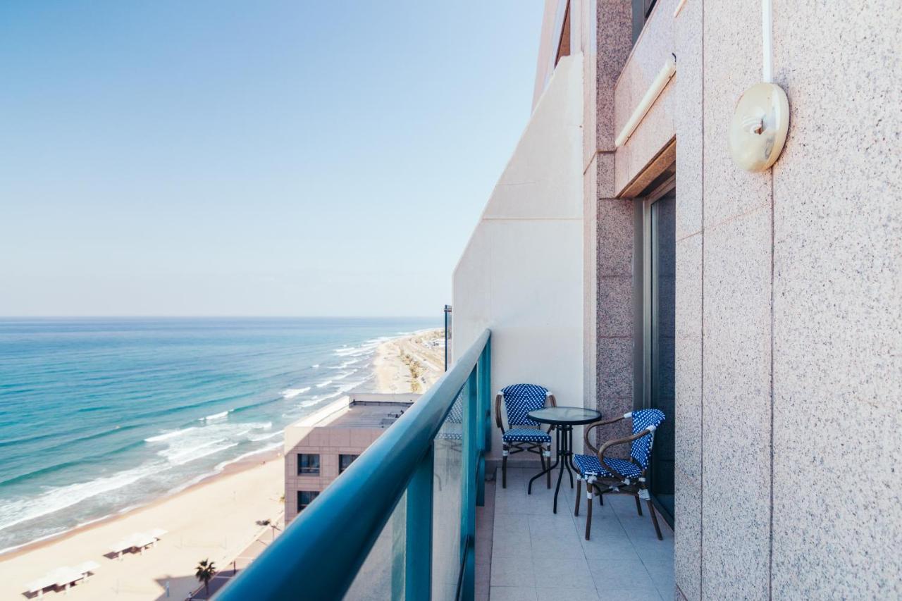 Almog Beach Apartments מגדלי חוף הכרמל חיפה Exteriér fotografie