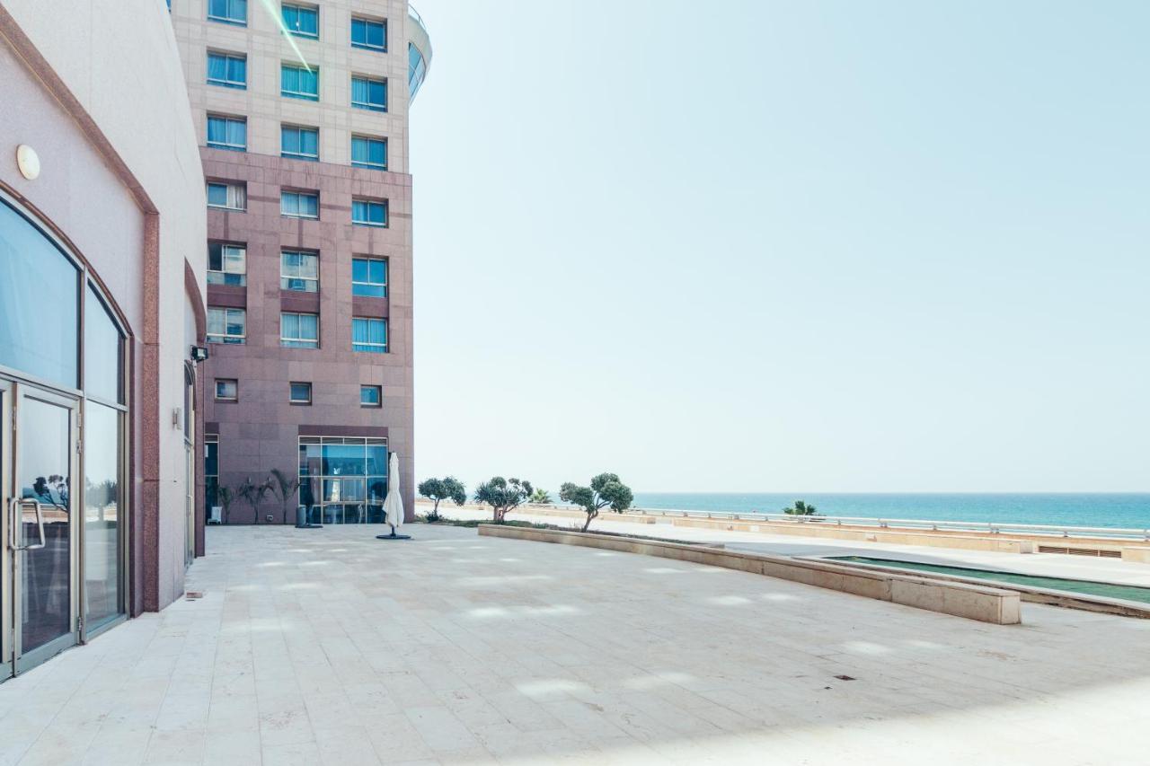 Almog Beach Apartments מגדלי חוף הכרמל חיפה Exteriér fotografie